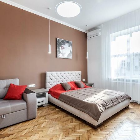 Inshiapartments On Liberty Avenue 2 Львов Экстерьер фото
